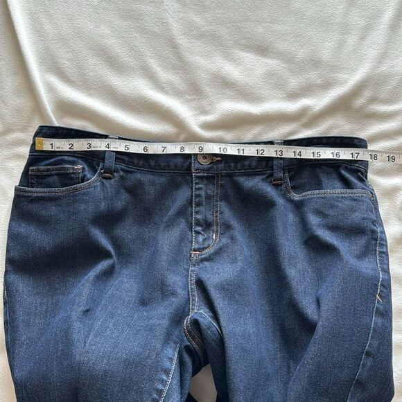 Eddie Bauer Women's Dark Blue Jeans - Picture 10 of 14